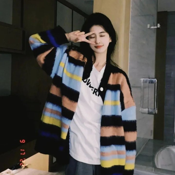 重生被赶出家门，忽悠校花摆地摊