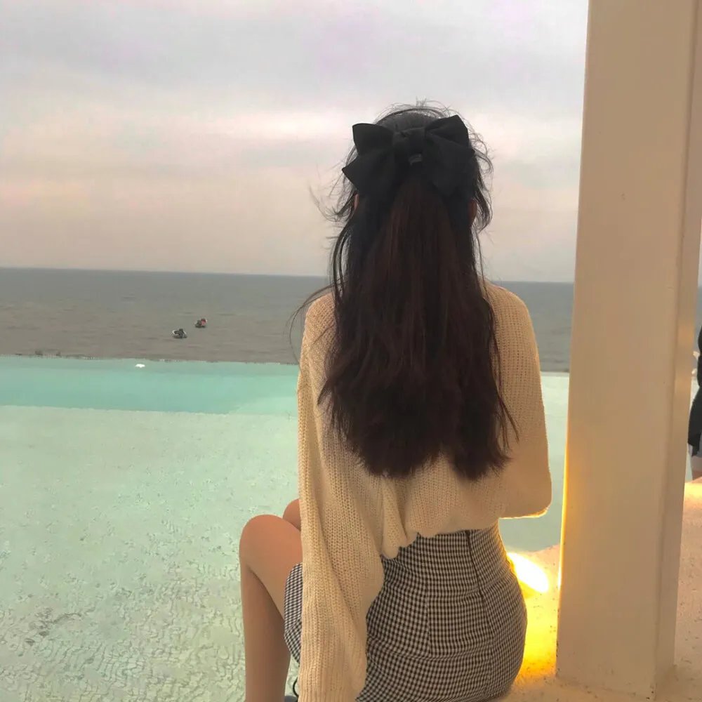 住我对面的小哥哥